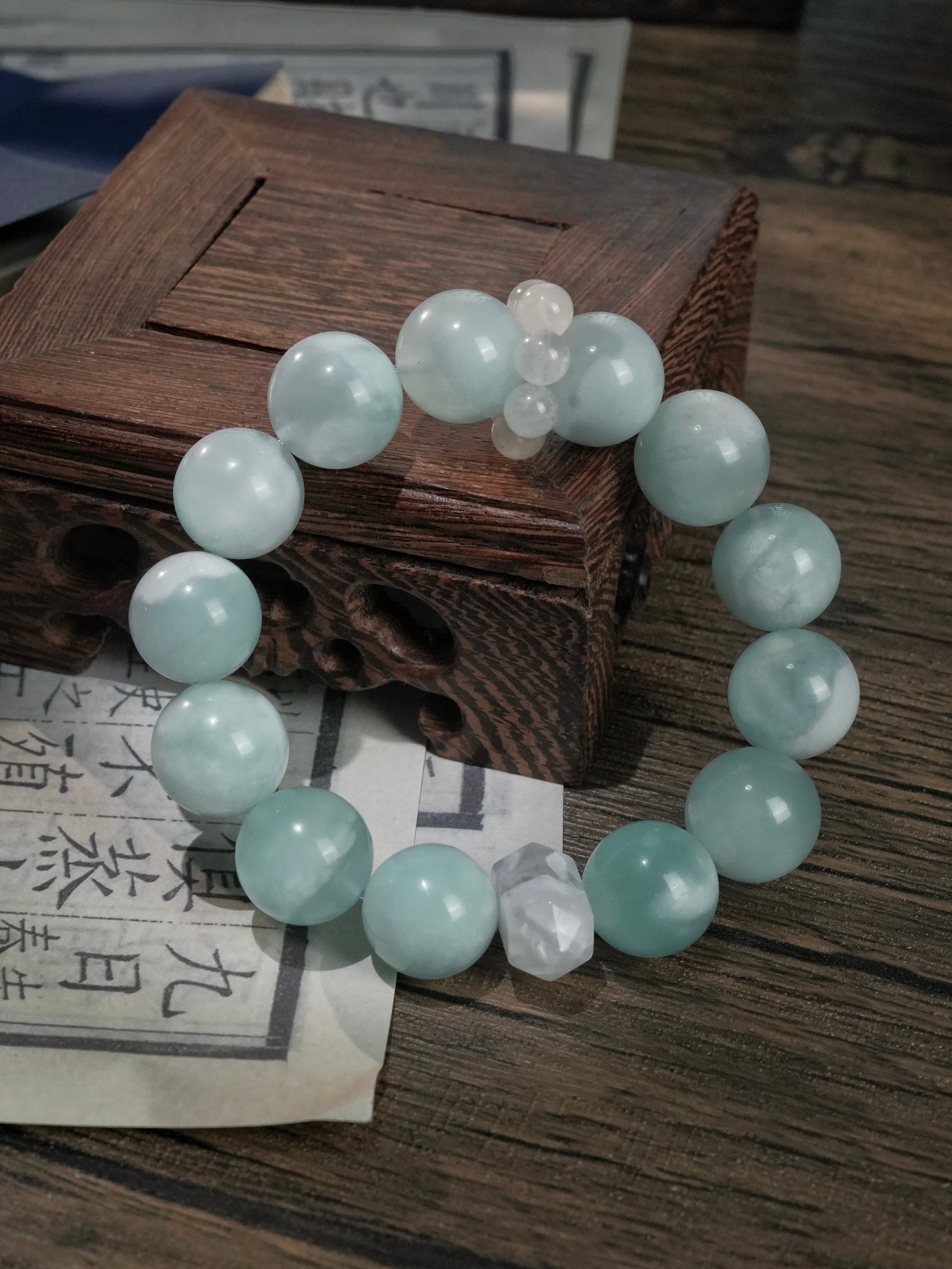 Natural Aquamarine High Energy Bracelet Protection Helpful People Luck Smooth Deals & Career Success